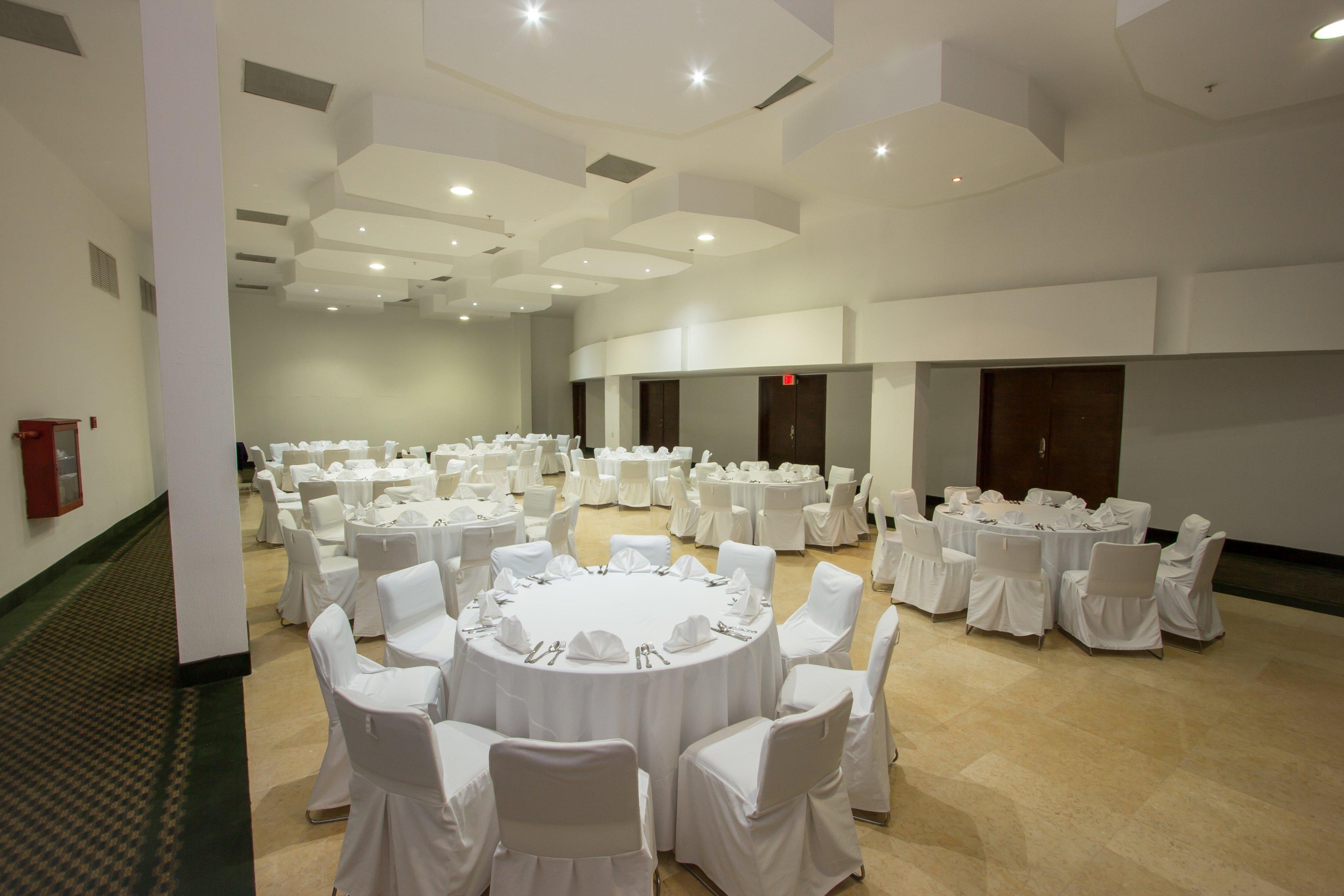 Holiday Inn Express Nuevo Laredo By Ihg Exterior photo