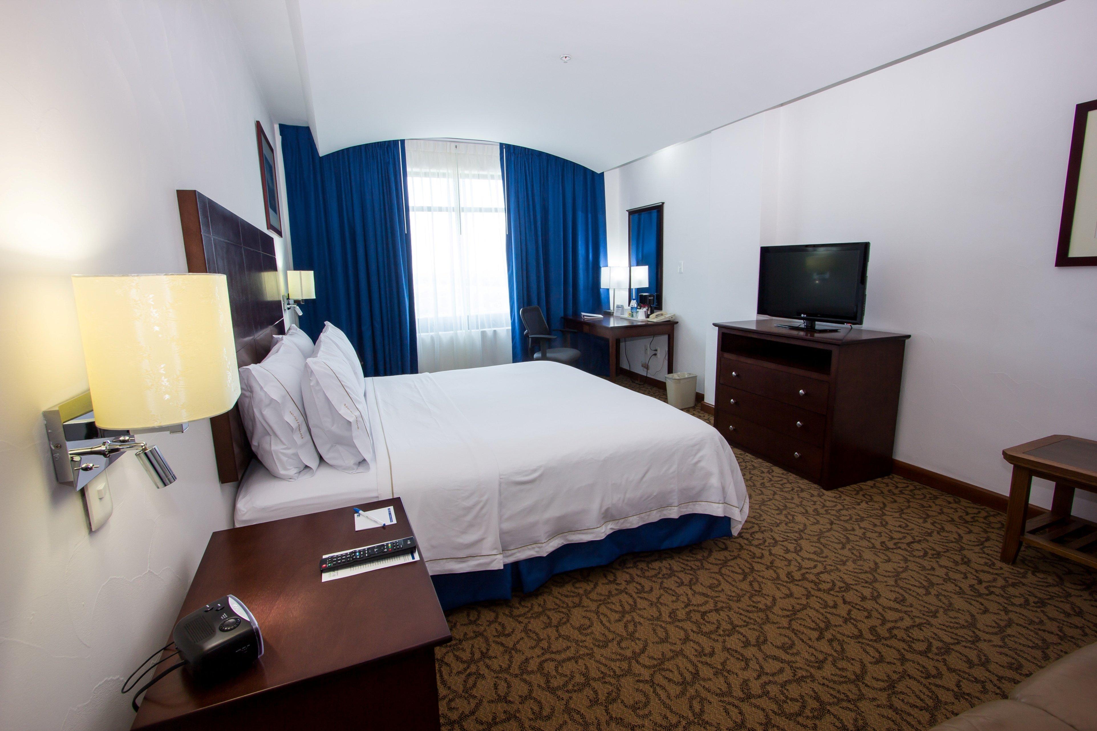 Holiday Inn Express Nuevo Laredo By Ihg Exterior photo