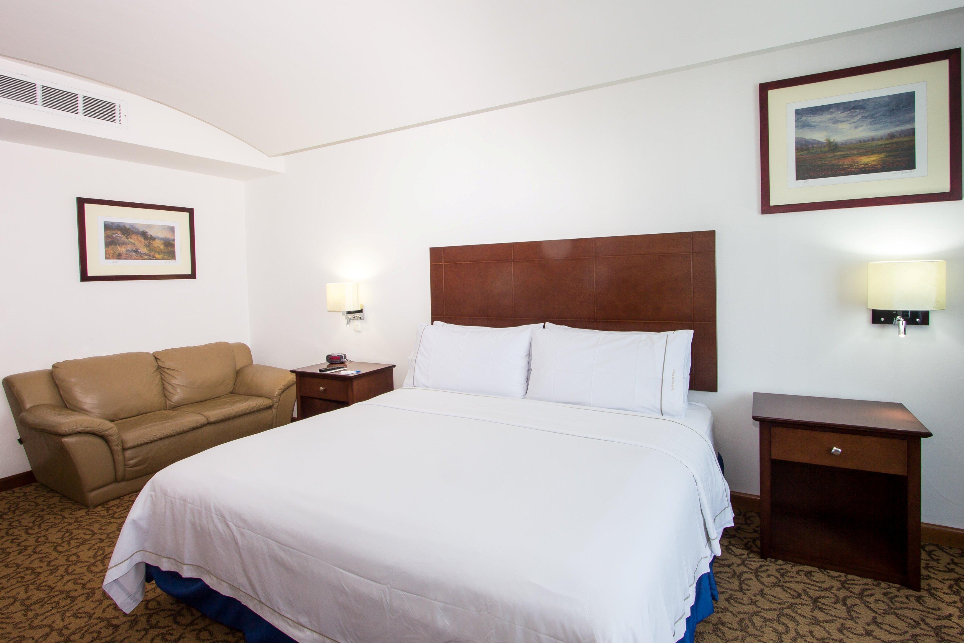 Holiday Inn Express Nuevo Laredo By Ihg Exterior photo
